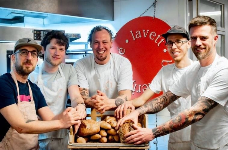 Het team van Bar Barak